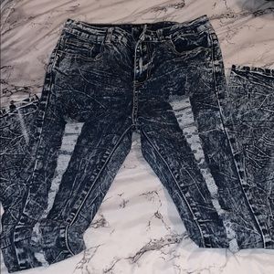 Distressed Jeans